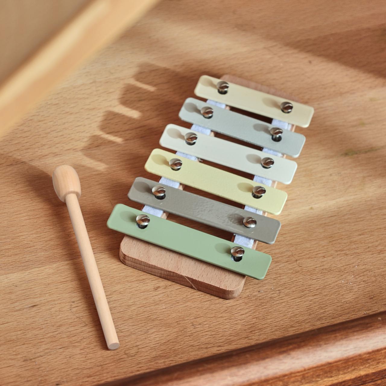 Holz Musikinstrument-Set Eichhörnchen – Montessori ab 12 Monaten