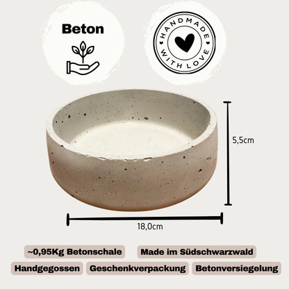 Betonschale Schwarzwald-Massiv Draufsicht – Schüssel Beton grau – Tischdeko nachhaltig handgefertigt
