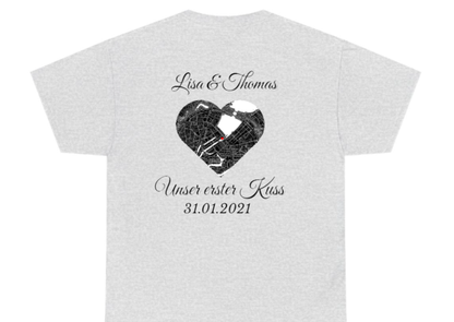 Personalisiertes weißes T-Shirt mit individuellen Koordinaten auf der Rückseite – Baumwolle Rundhalsausschnitt