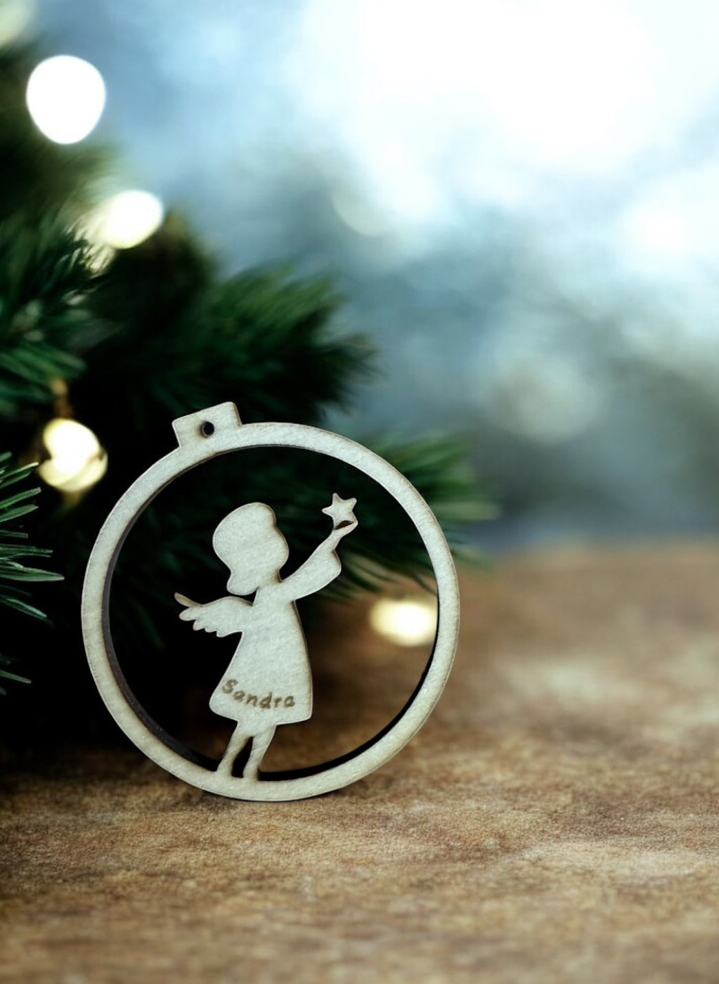 Personalisierbare Weihnachtsanhänger aus Holz