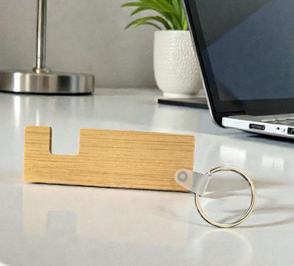 Schlüsselanhänger mit Handyhalter