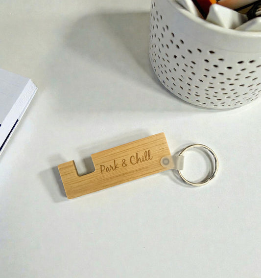 Schlüsselanhänger mit Handyhalter