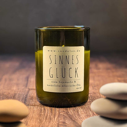 Duftkerze Sinnesglück Candelae Weinglas – Wellness Geschenk Frauen Yoga – vegane Sojawachs Kerze handgefertigt Rheinhessen